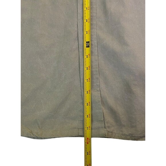 HAGGAR CASUALS Mens Medium Button Down Shirt Short Sleeve Khaki Front Pocket - Picture 7 of 9